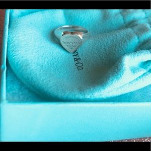 Return to Tiffany® Heart Signet Ring